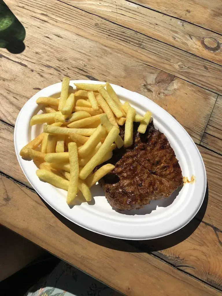 Joanne Hombsch_Kiosque du St. Bernard_Liddes_reseña