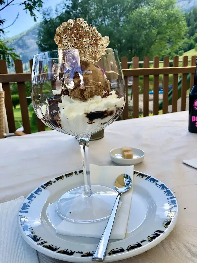 Celine Z_Bodmenstübli_Leukerbad_review