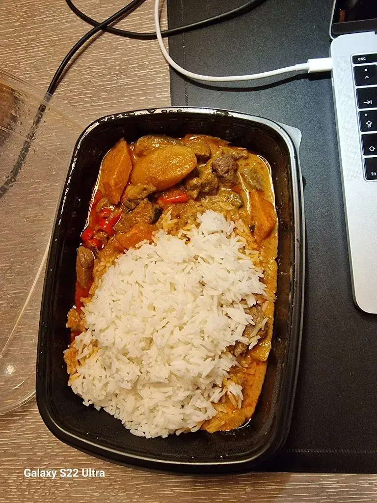 Olasunkanmi Adeniji_Mister Miagi Restaurant_Langenthal_avis