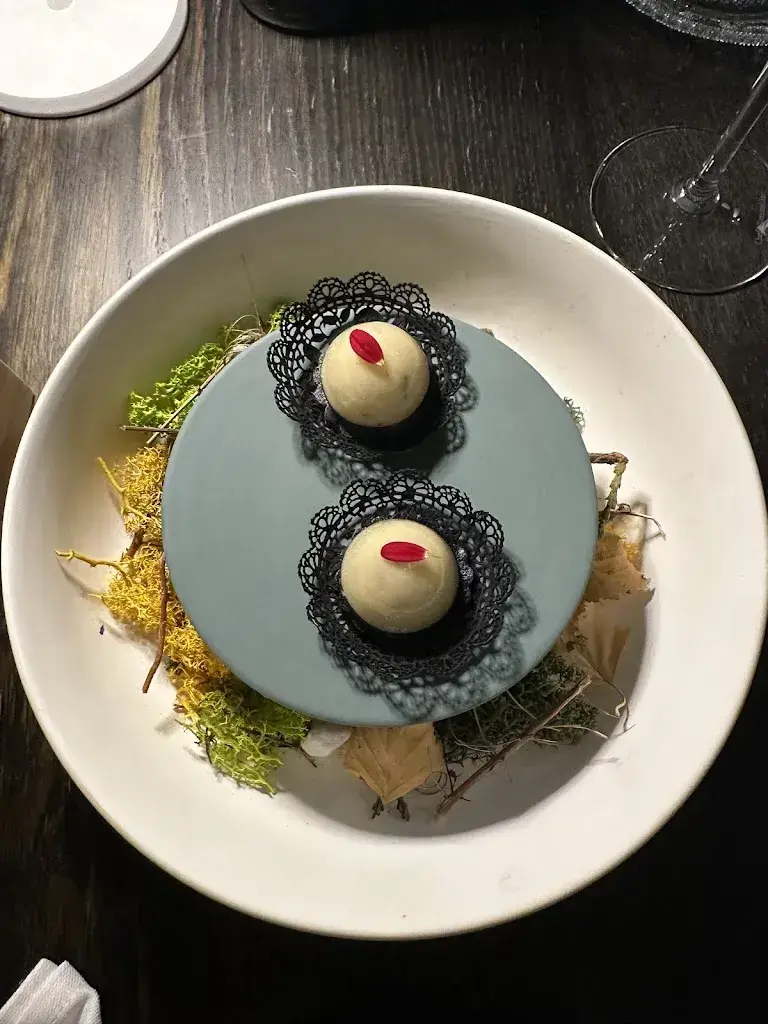 Crystal T_Au 1465_Orsières_review