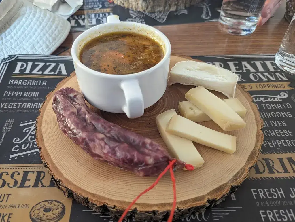 Menü_Café du châtelet - Orsières_Orsières_Bild_8