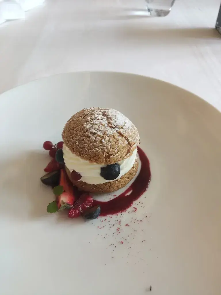 Pascal Brakonier_Le Côté Jardin_Lausanne_review