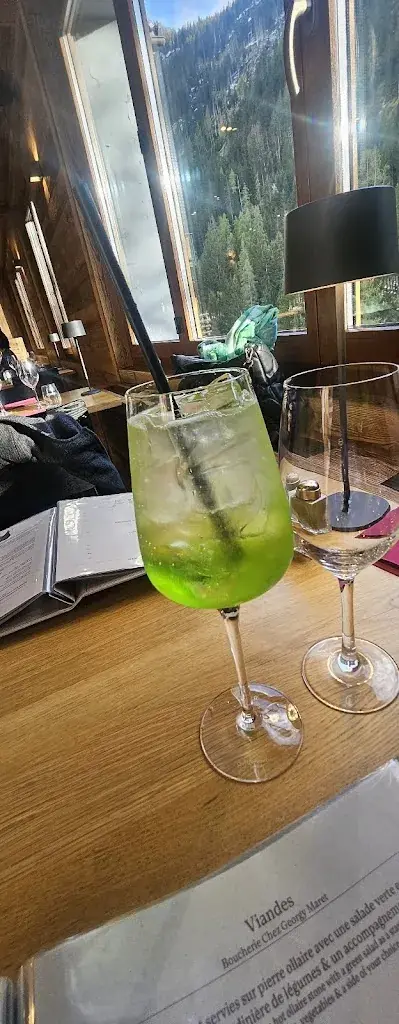 Menu_Restaurant La Vallée_Lourtier_image_3