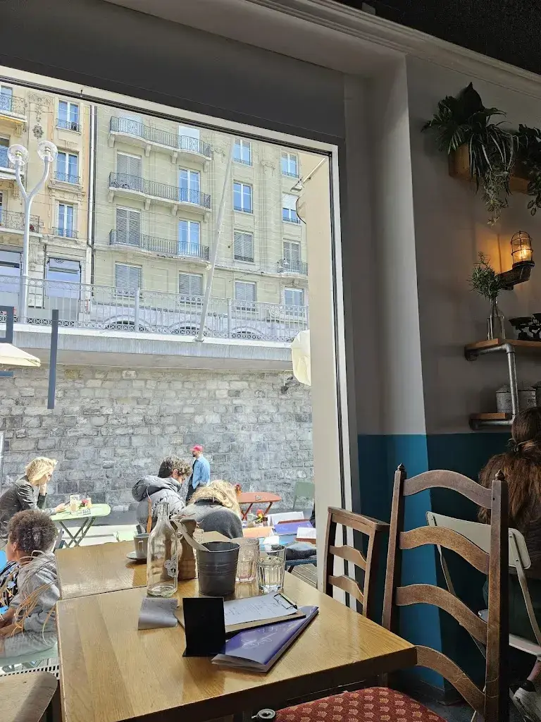 Martina V_Downtown Lausanne_Lausanne_Bewertung