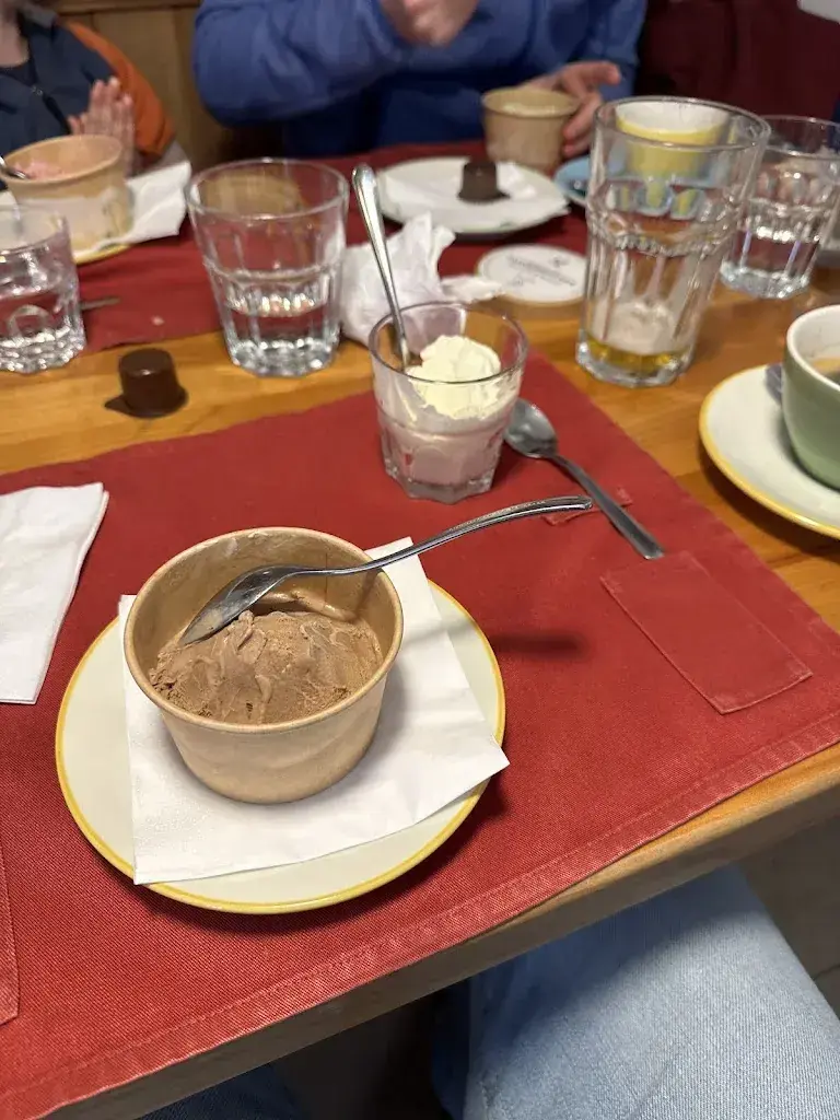 Albin Gaignette_Backstube und Wirtschaft St. Georg_Ernen_review