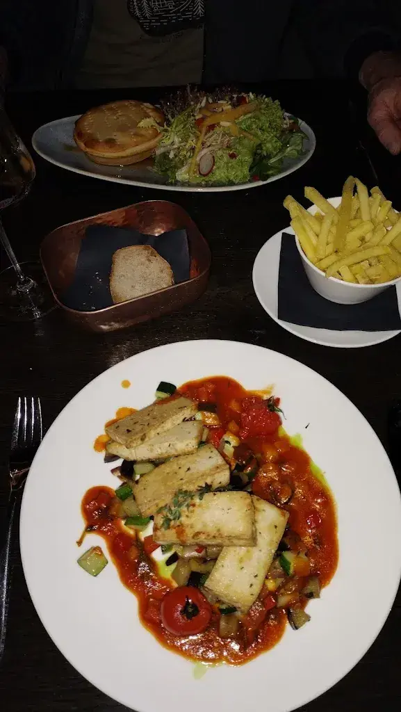 Vera Teinilä_Restaurant Voliere_Fiesch_avis