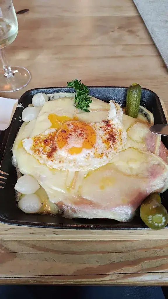 Zoki K._Restaurant Hasestall Fleschen Bellwald_Bellwald_review