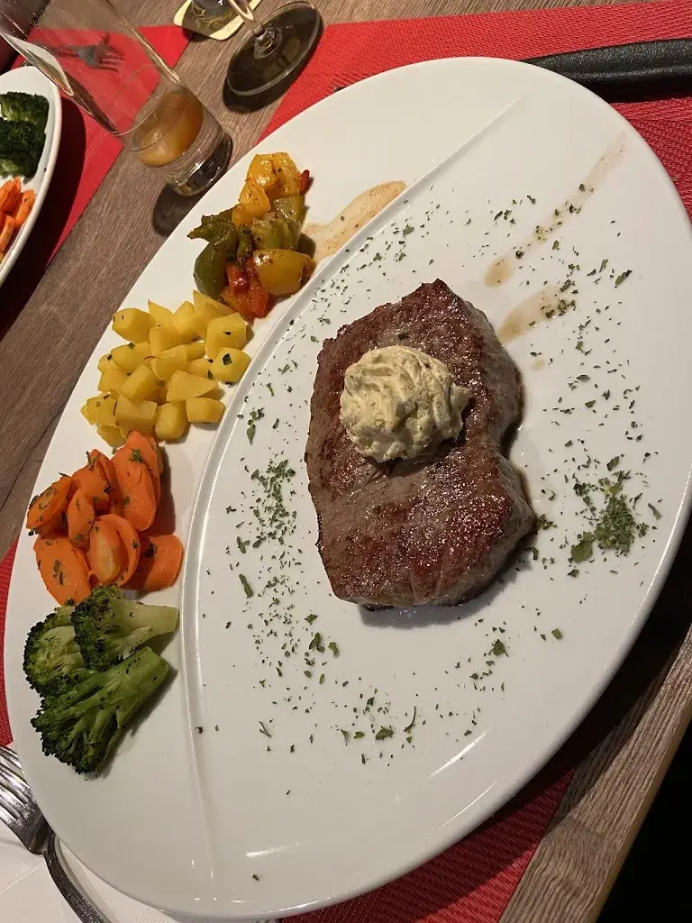 Claudia Eggimann_Hotel-Restaurant drei Tannen_Niederwald_recensione