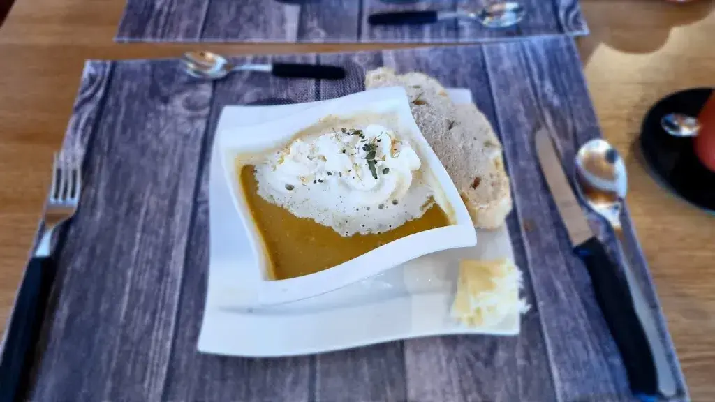 Menu_Restaurant Bellevue Les Places_Mont-Tramelan_image_3