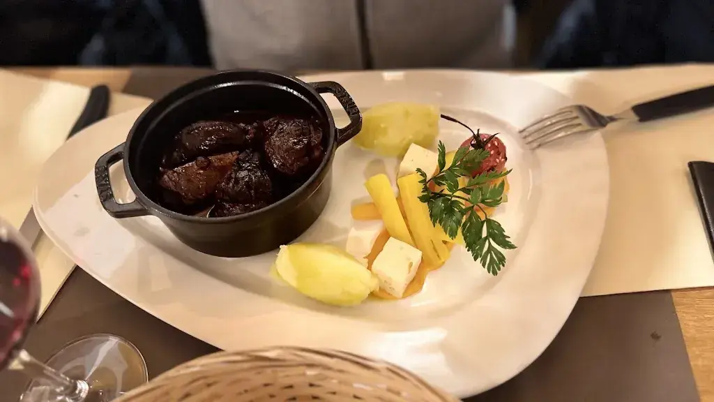 Eli_Restaurant Bellevue Les Places_Mont-Tramelan_avis