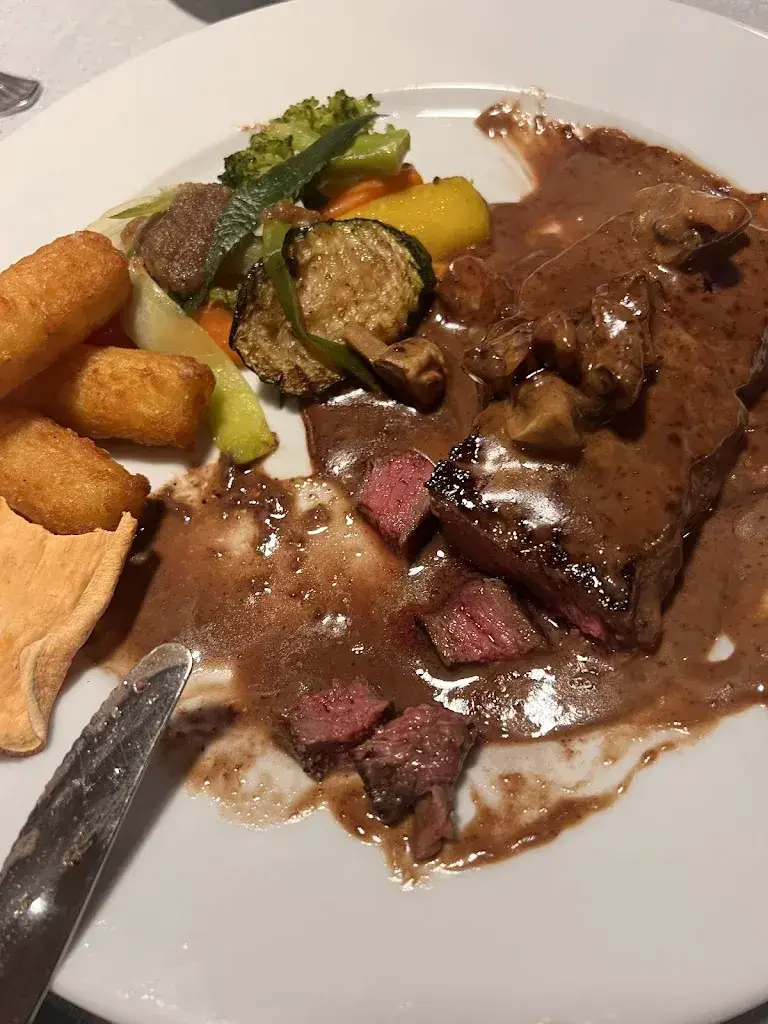 Mike Khouzam_Hotel Furka AG_Oberwald_review