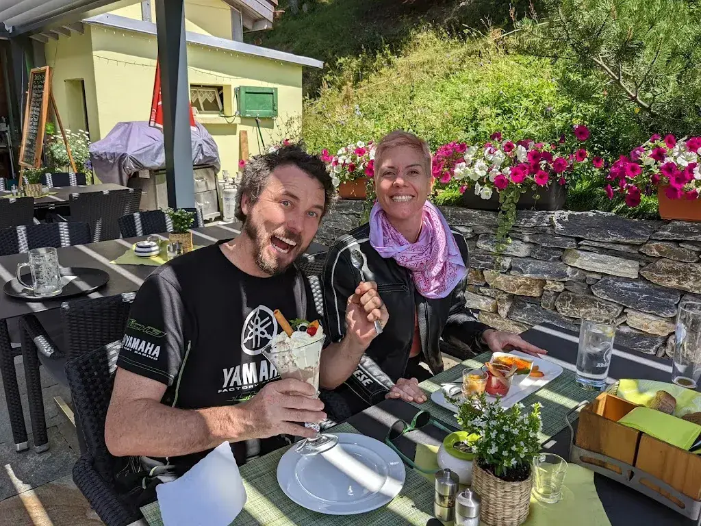 Kate Derry_Restaurant Source du Rhone_Obergesteln_review