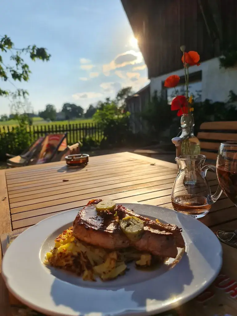 Ulrich Hösler_Scheidegger-Ranch_Tramelan_review