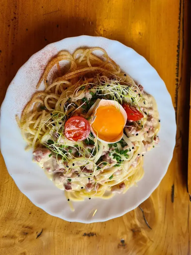 Therese Spring_Restaurant Les Rousses_Ayent_review