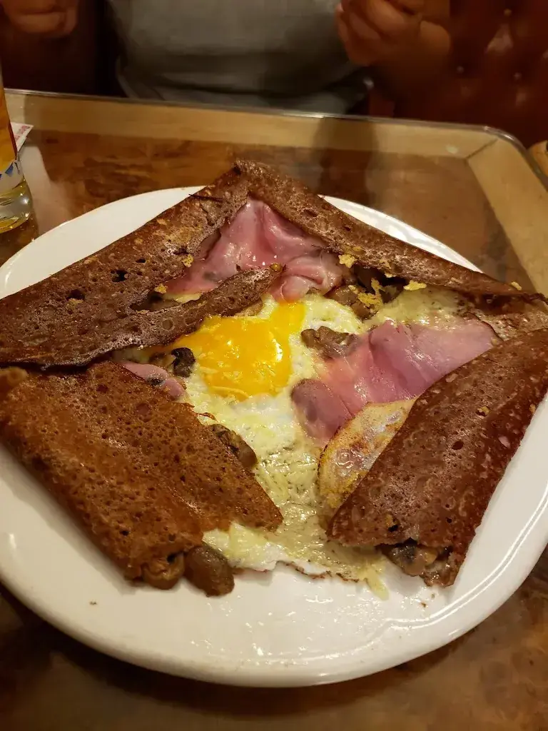 Brandon_Raccard_Ayent_review