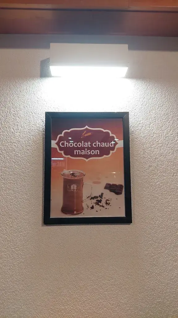 Romain J. Zuber_Boulangerie Tea Room Le Grini_Ayent_review