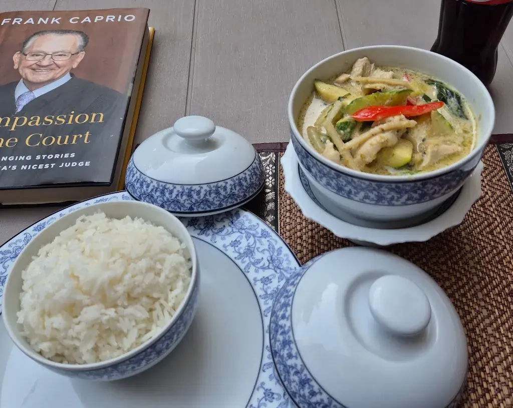 Shakirah Khalid_Lanna Thai_Genève_review