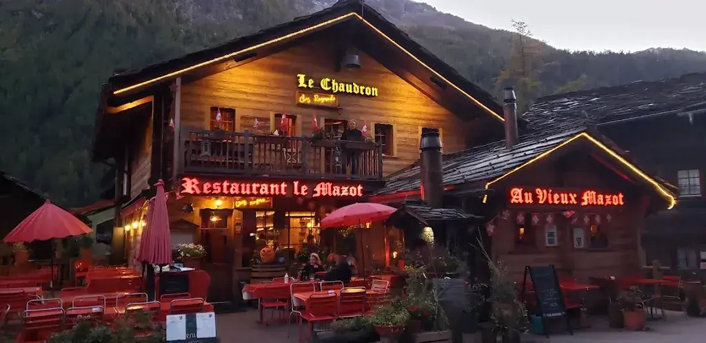 Dimitri Sterlin_Restaurant Au Mazot Chez Raymonde_Evolène_Bewertung