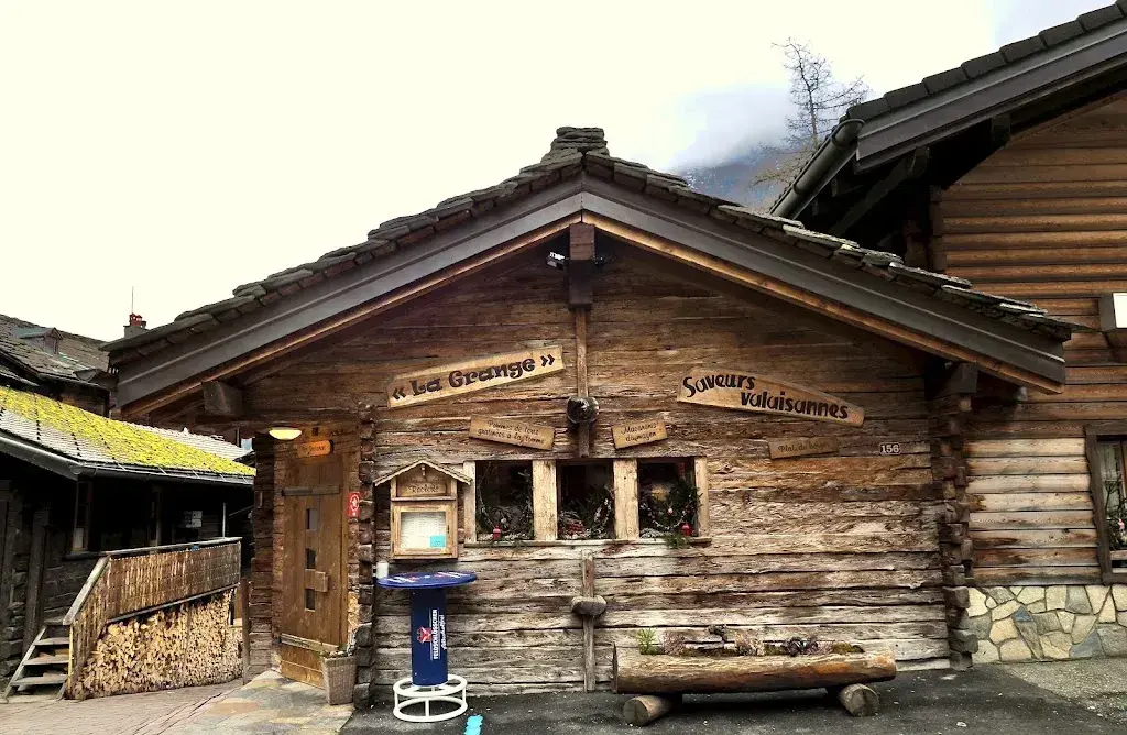 Sebastian Reiz_Restaurant La Paix - La Grange_Evolène_review