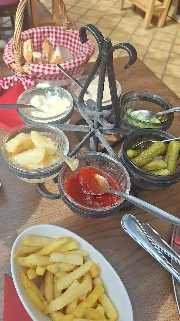 Biebzoom008_Restaurant La Paix - La Grange_Evolène_review