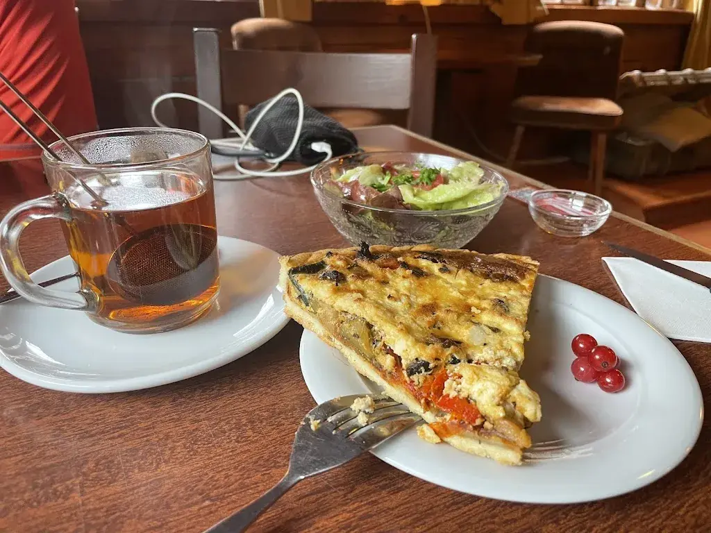 Le Petit-Café restaurant à Les Haudères