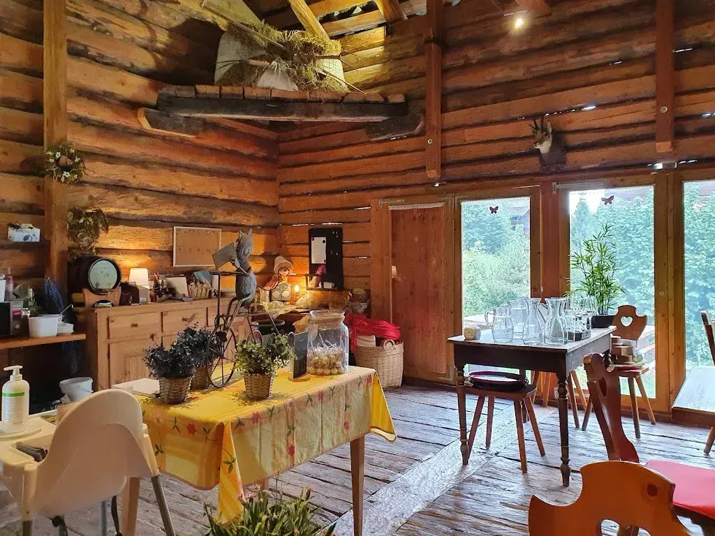 Sylviane_La Petite Auberge_Evolène_review