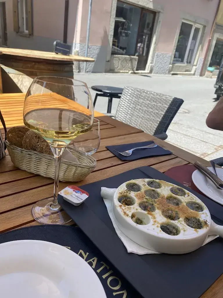 Sofia Lytvyn_Café Le National - Restaurant à Martigny-bourg_Martigny_review