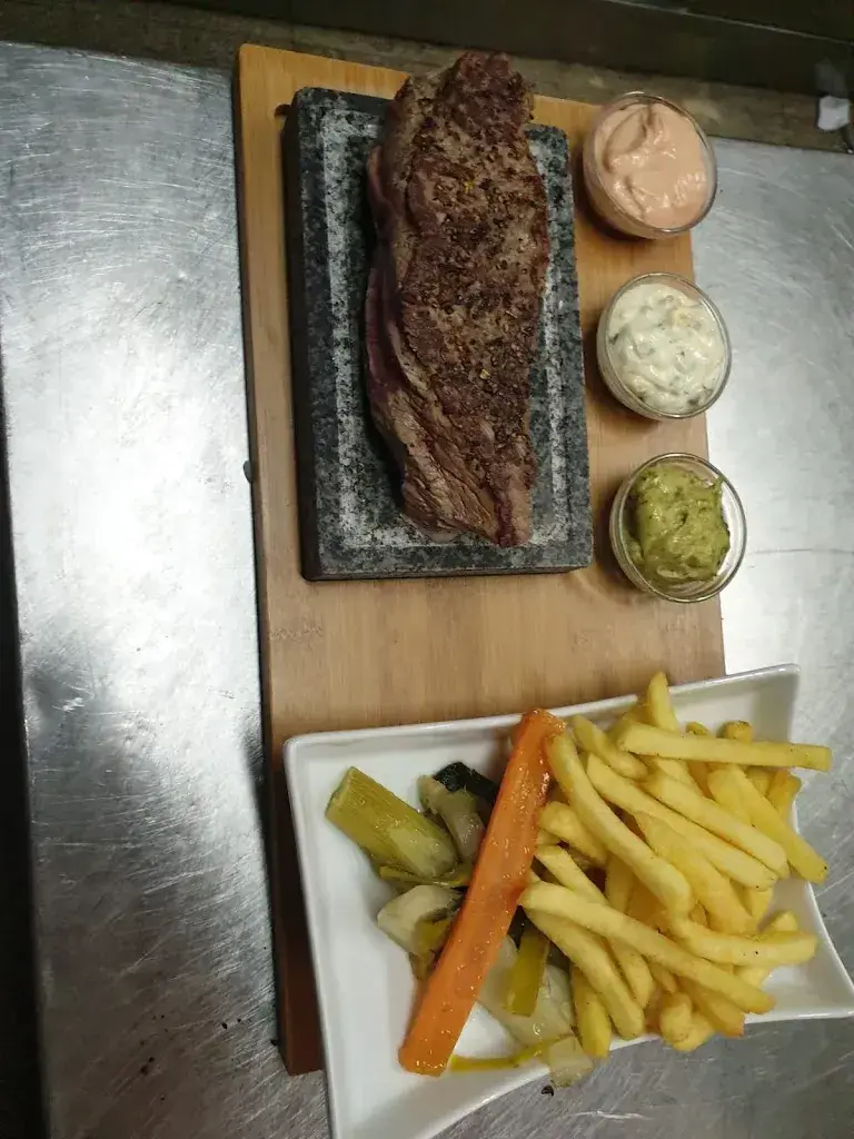 Menu_Restaurant Wasserfall, Tenud Patrick & Tenud-Ittig Doris_Turtmann_image_5