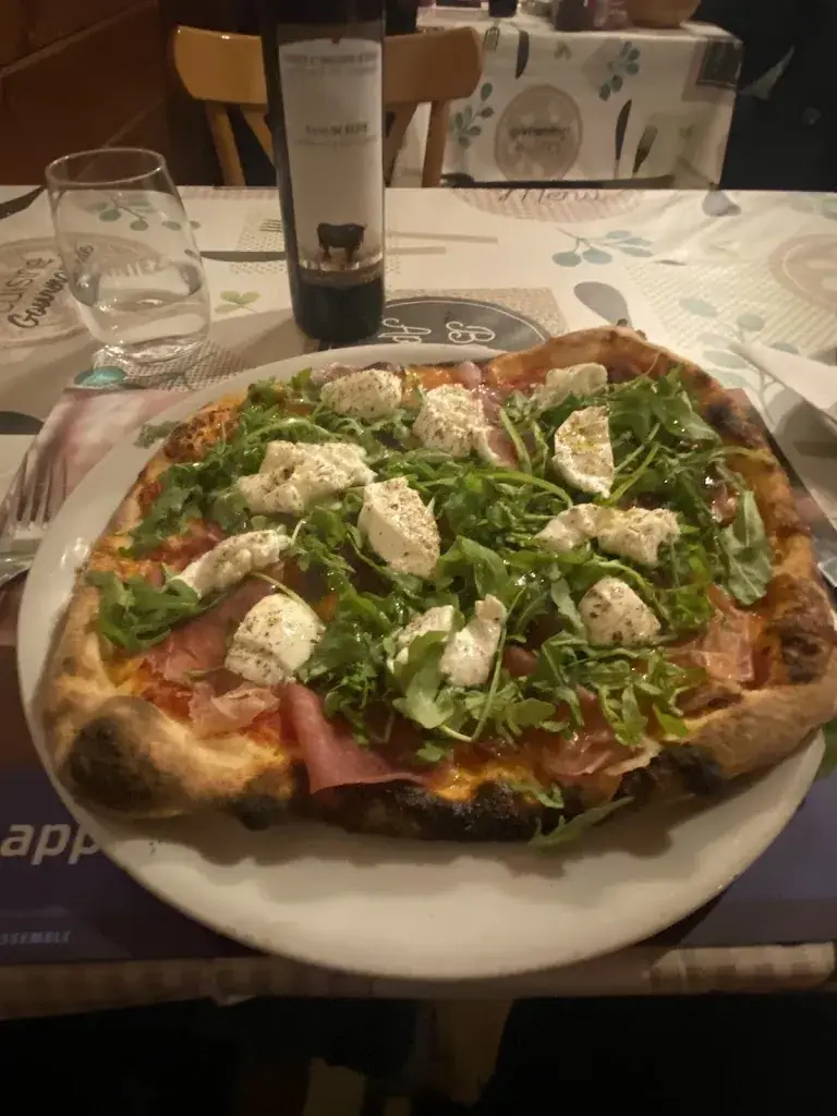 Gideon Bridges_Trattoria pizzeria Le Central_Nax_review