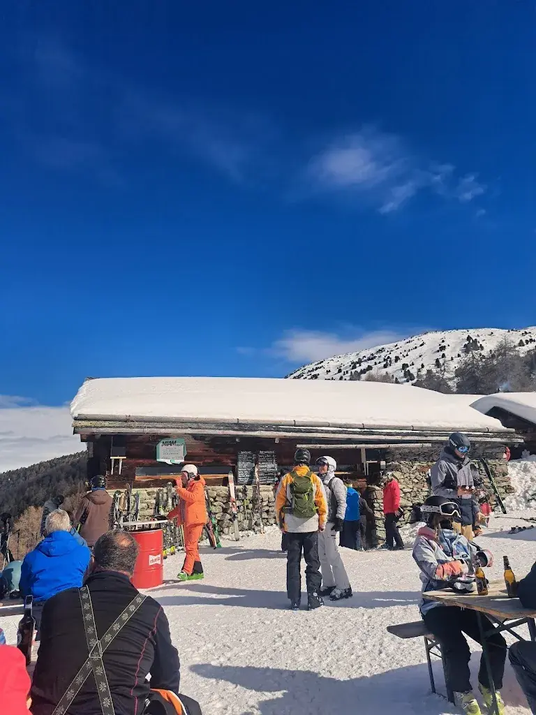 Max Rey_Buvette du Chiesso_Mont-Noble_review