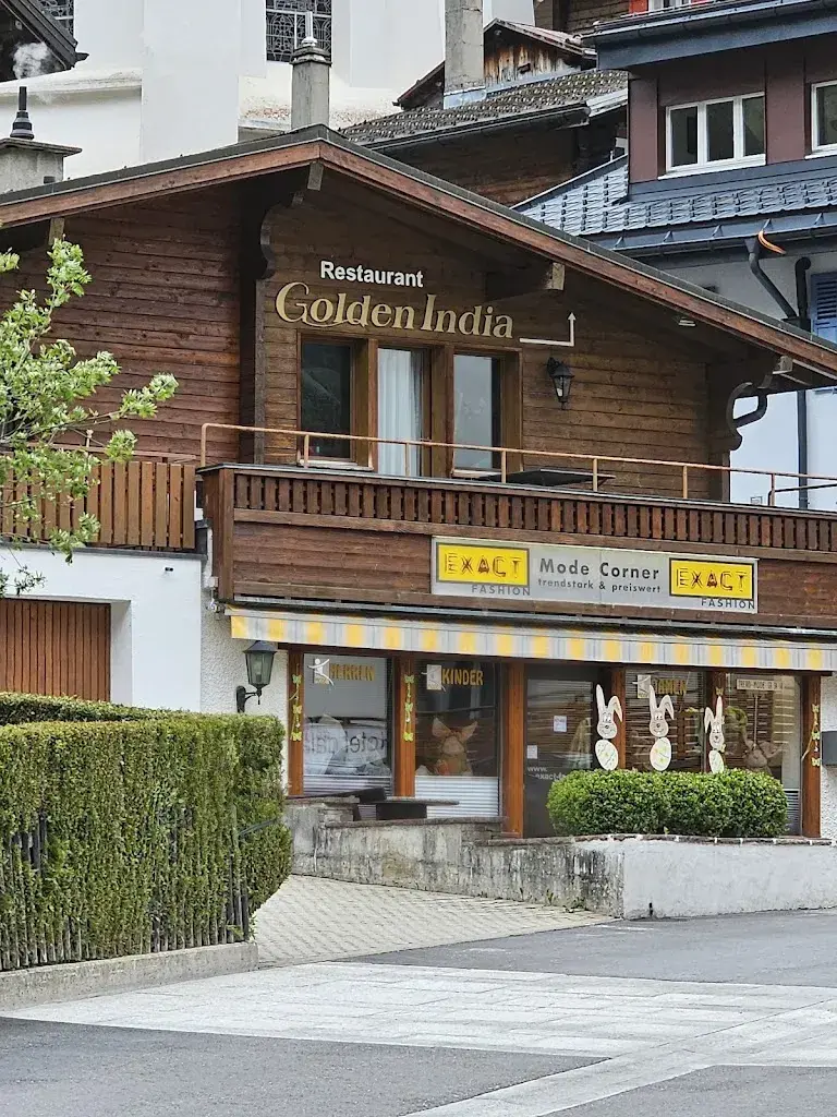 Manfred Schürhoff_Restaurant GoldenIndia_Leukerbad_review
