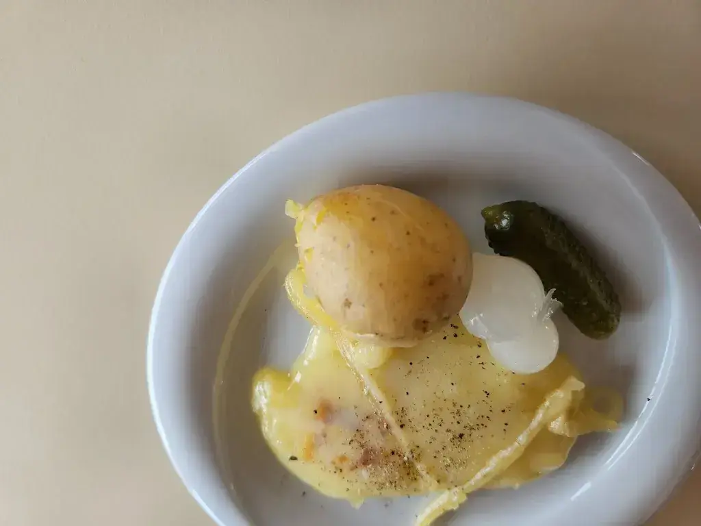 Pierre Christophe Di Mayo_Restaurant du Crêt du Midi_Vercorin_review