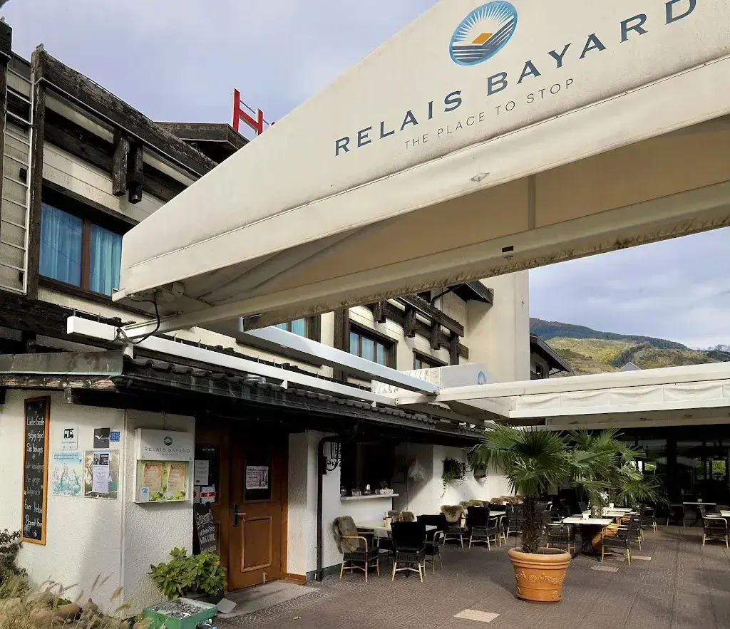 Sebastian Reiz_Relais Bayard AG_Susten_avis