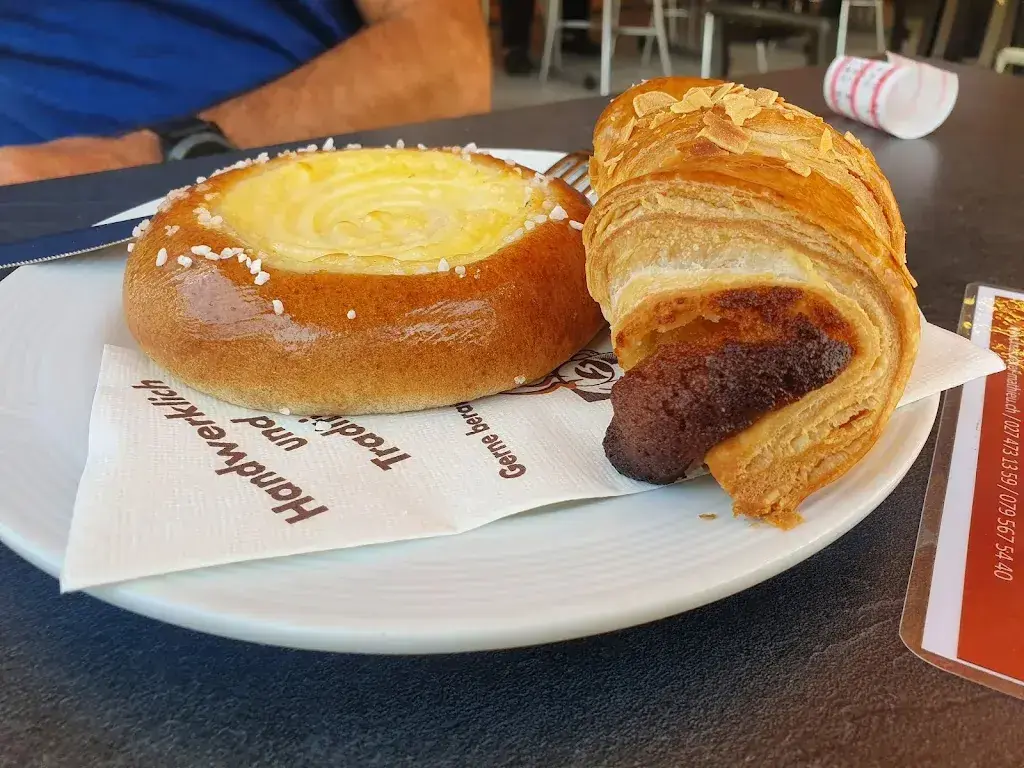 מרב מולכו_Bäckerei Cafè Restaurant Mathieu_Susten_Bewertung