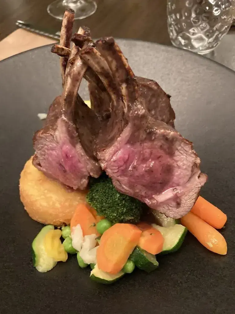 Paul W._Le Relais Miégeois_Miège_review