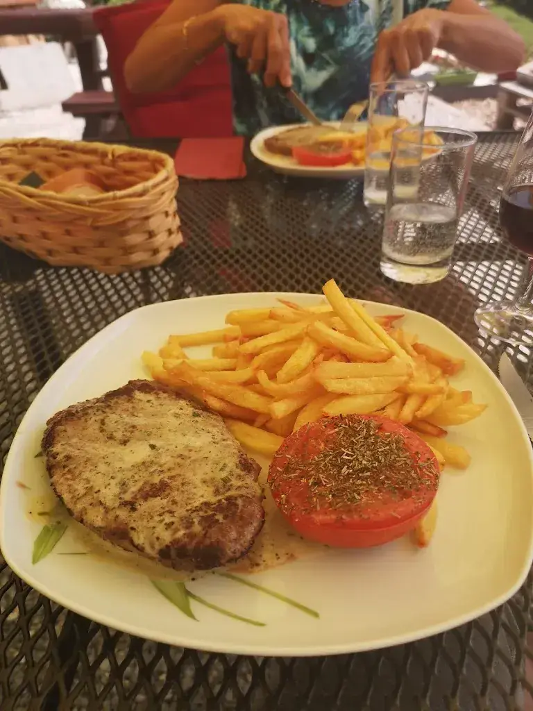 Petit Paradis Frily restaurant à Crans-Montana