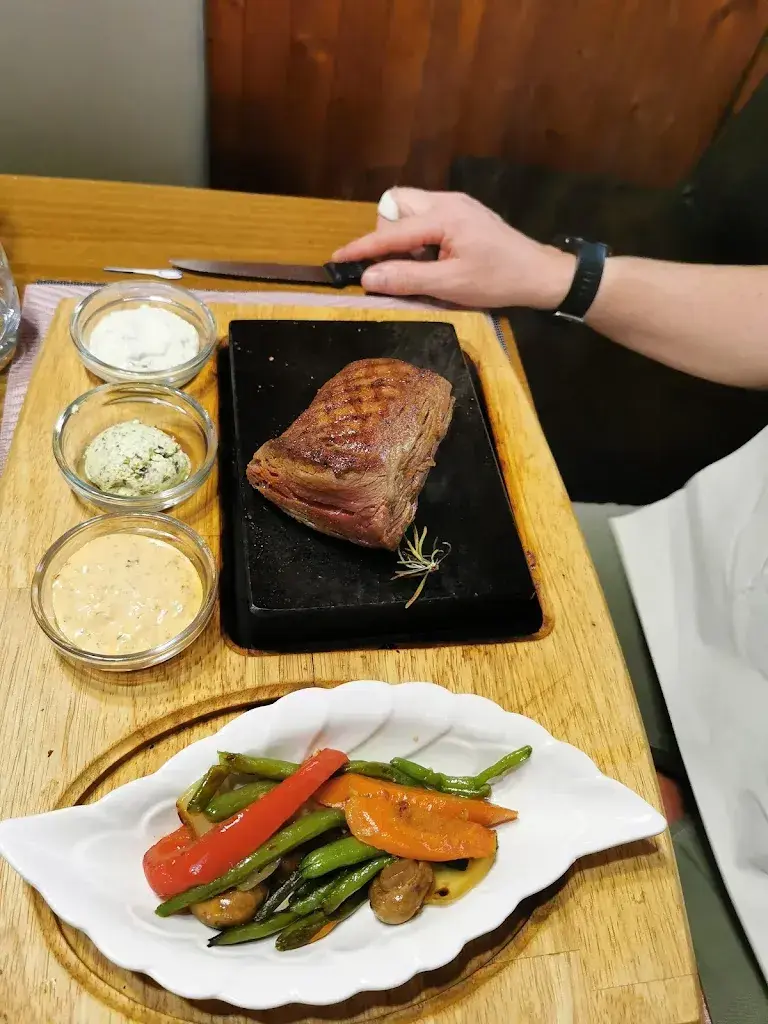 Daniel Bühlmann_Restaurant Les Mazots_Salgesch_reseña