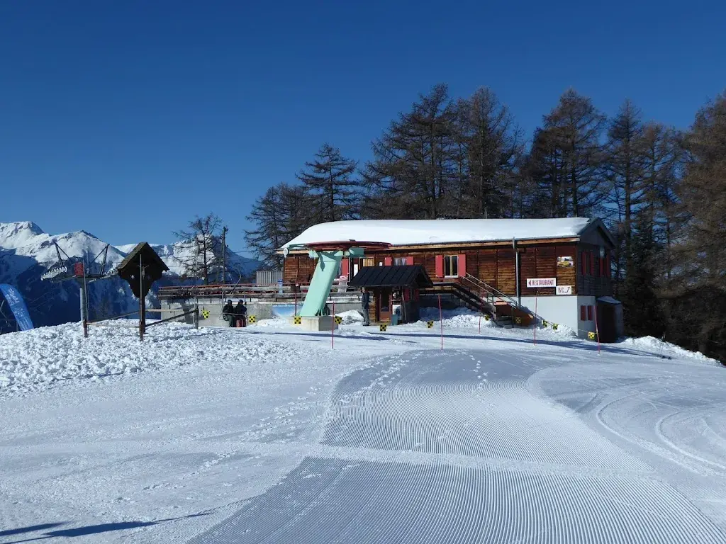 Skilift Planet_Restaurant Üflängen_Gampel-Bratsch_review