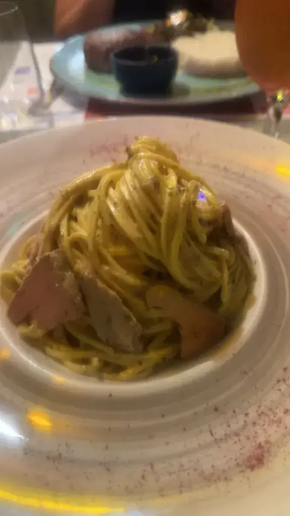 Mohamed Ahmed_Restaurant le Corner_Fully_review