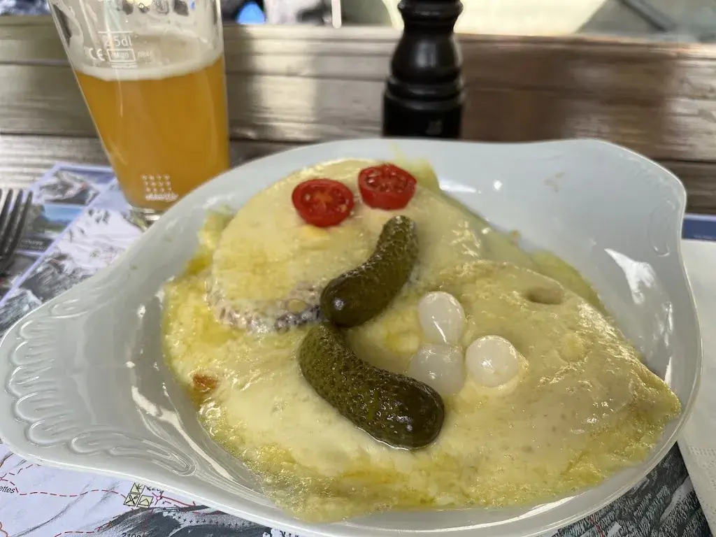 Michael Devery_Buvette du Glacier du Trient_Trient_recensione