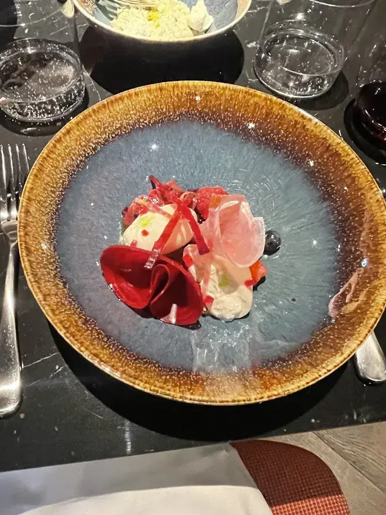 Catherine Woodward_Le Cercle_Martigny_review