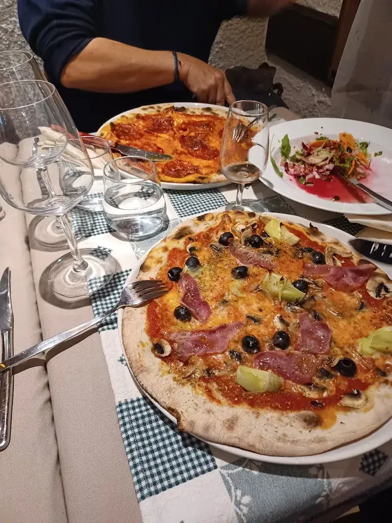 jeremy halpern_La Trattoria chez Ausilia_Saxon_review