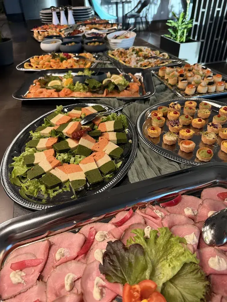 Rafaela Vidinha_Posto Alto_Saxon_review