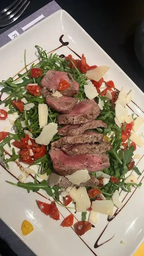 Opale Henzen_Posto Alto_Saxon_review