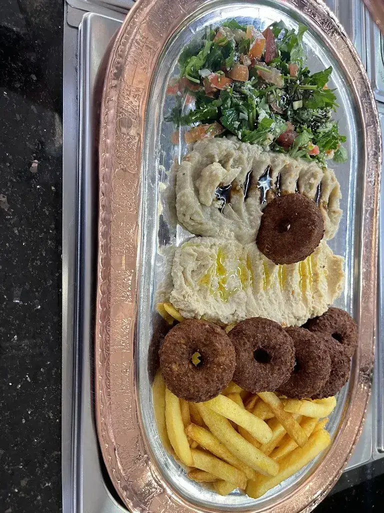 Menu_Café Restaurant Mezze Damas - Buffet à volonté sur réservation_Saxon_image_6