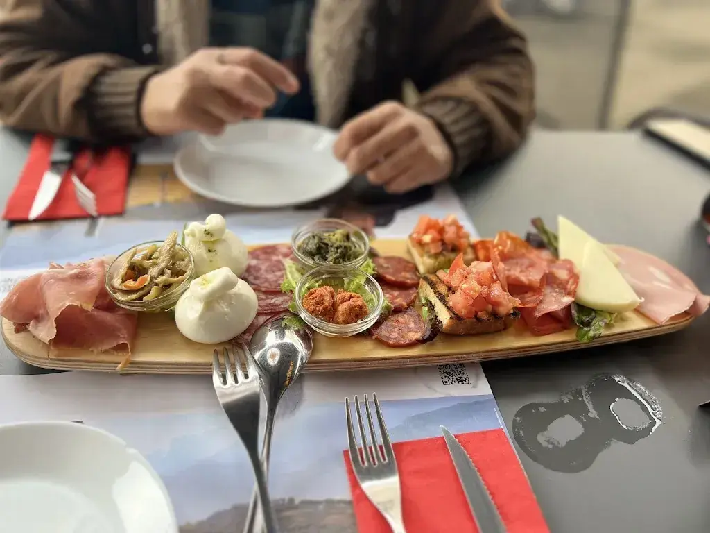 Rosalie Grey_Auberge de la Grange au Soleil_Collombey-Muraz_review