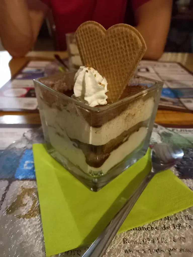 Linda R_Le Pas'Sage_Collombey-Muraz_Bewertung