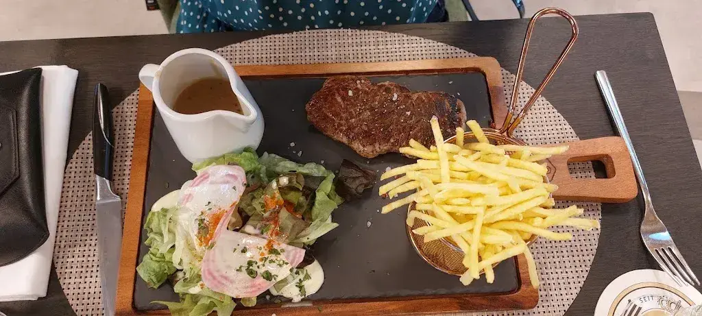 NATACHA RODUIT_Panorama Restaurant_Collombey-Muraz_review