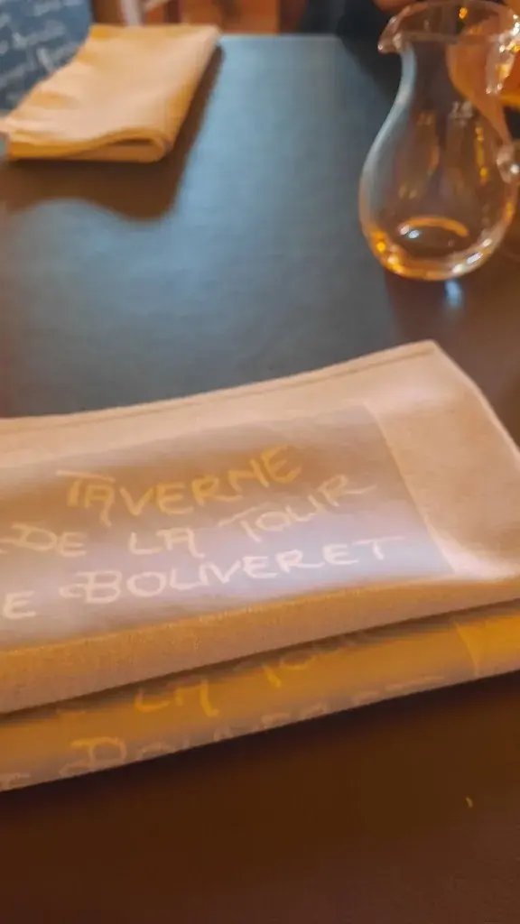 Menu_La Taverne de la Tour_Port-Valais_image_5