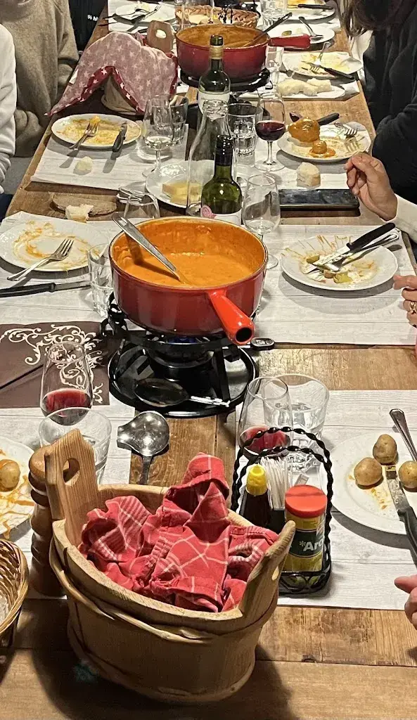 Mathieu de Tonnac_Cantine Sur Coux_Champéry_reseña